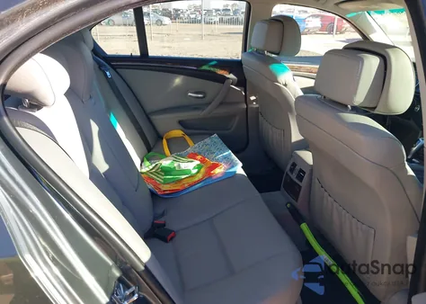 2008 BMW 535I из США, поврежденный, VIN WBANW13568CZ77121